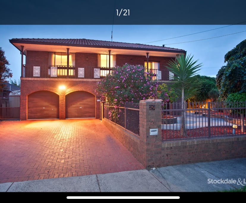2 Rooms for Rent in Deer Park, Melbourne 180230,...