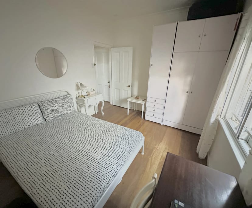 Furnished room in a share house