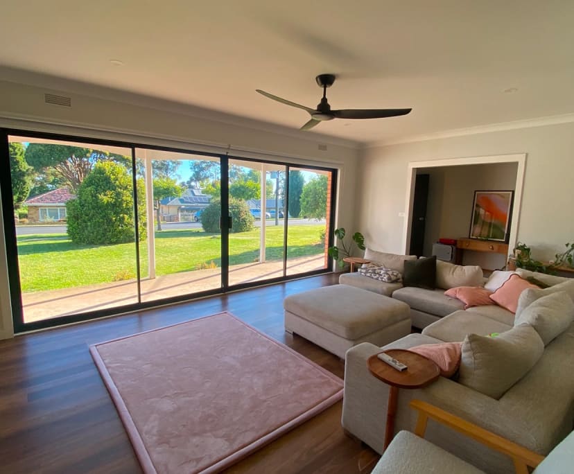 Room in a share house