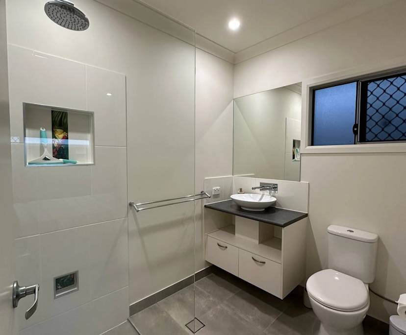 $300-350, Share-house, 2 rooms, Oonoonba QLD 4811, Oonoonba QLD 4811