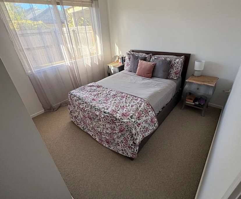 Furnished room with own bathroom