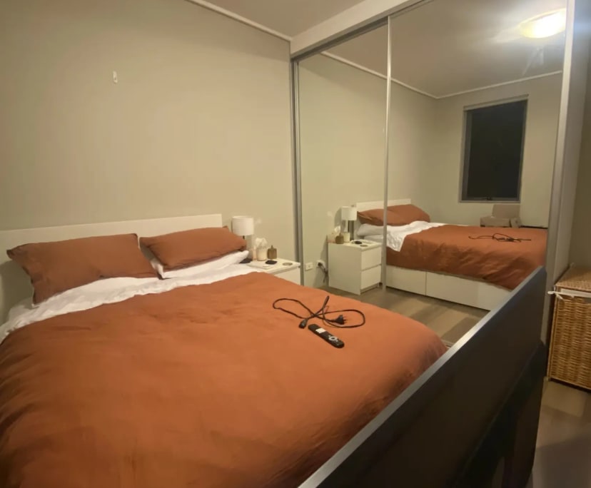 Unfurnished room with ensuite in a flatshare