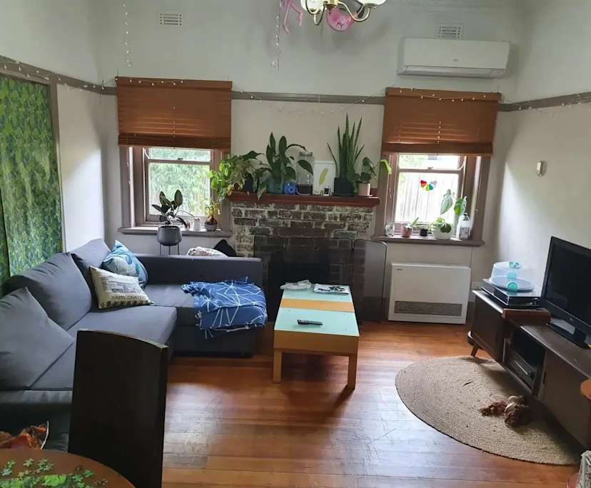 Unfurnished room in a share house