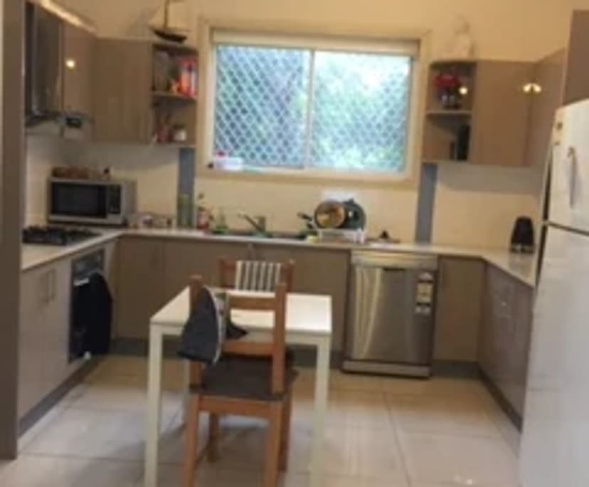 $170, Share-house, 4 bathrooms, Bexley NSW 2207