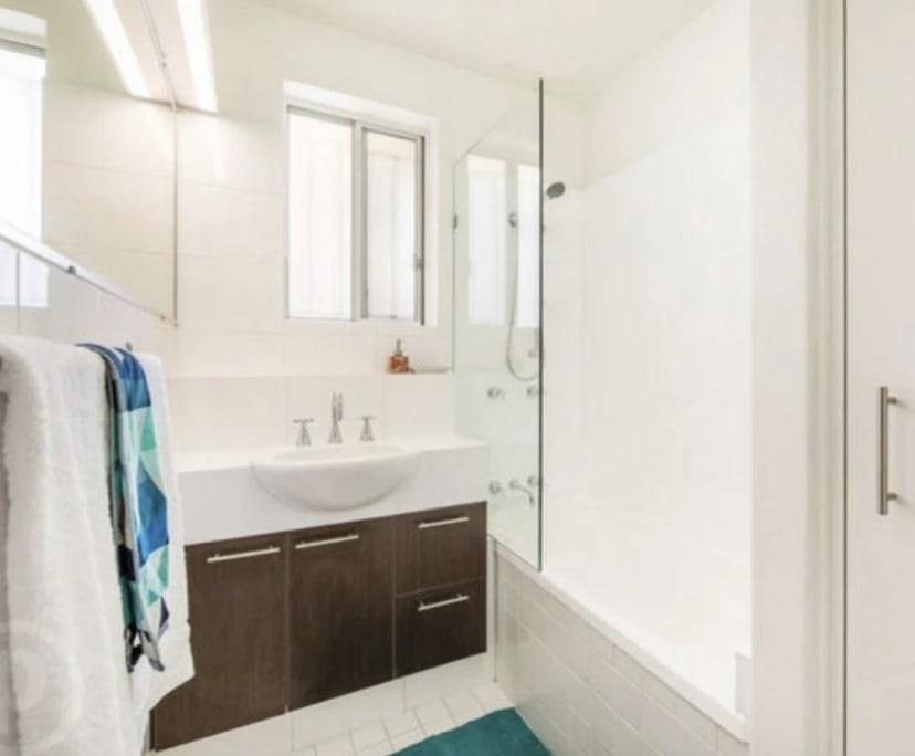 Unfurnished room in a flatshare