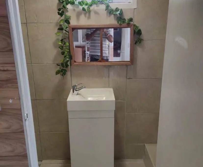 Furnished room granny flat for rent