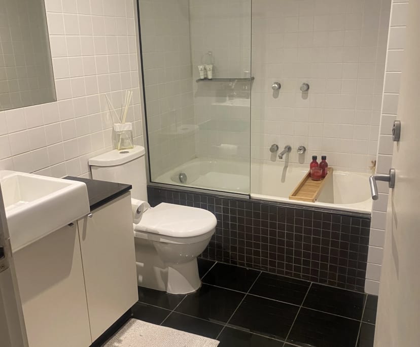 Unfurnished room with own bathroom