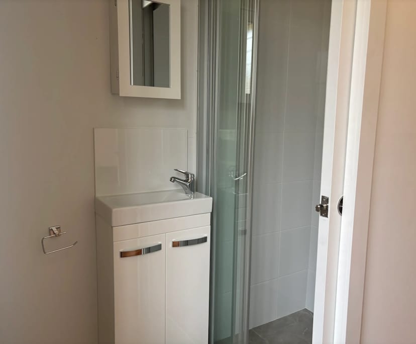 $460, Studio, 1 bathroom, East Brisbane QLD 4169