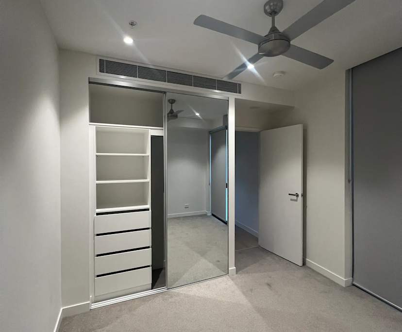 $330, Flatshare, 2 bathrooms, Chermside QLD 4032