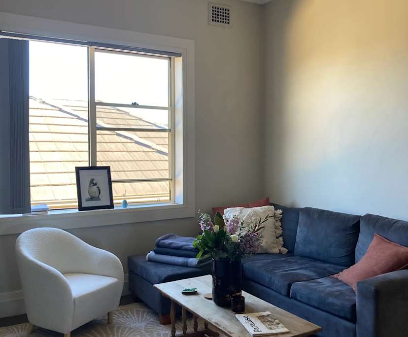 Furnished room in a flatshare