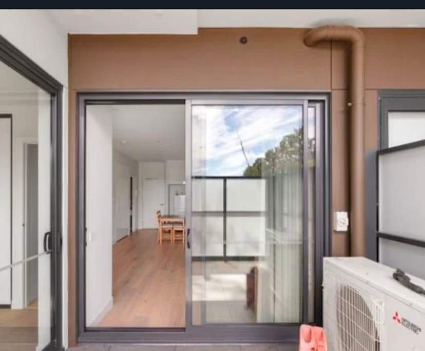 Whole property with 2 rooms for rent