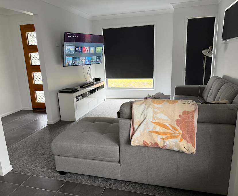 Unfurnished room in a share house