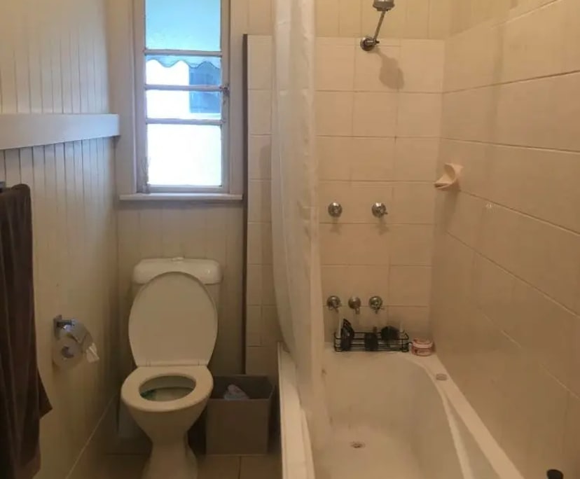 $250, Share-house, 3 bathrooms, Highgate Hill QLD 4101