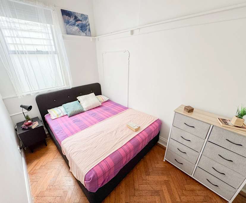 $350, Share-house, 6 bathrooms, Balaclava VIC 3183