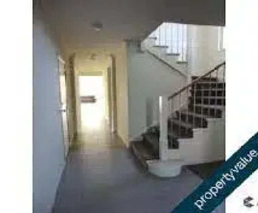 Room in a share house