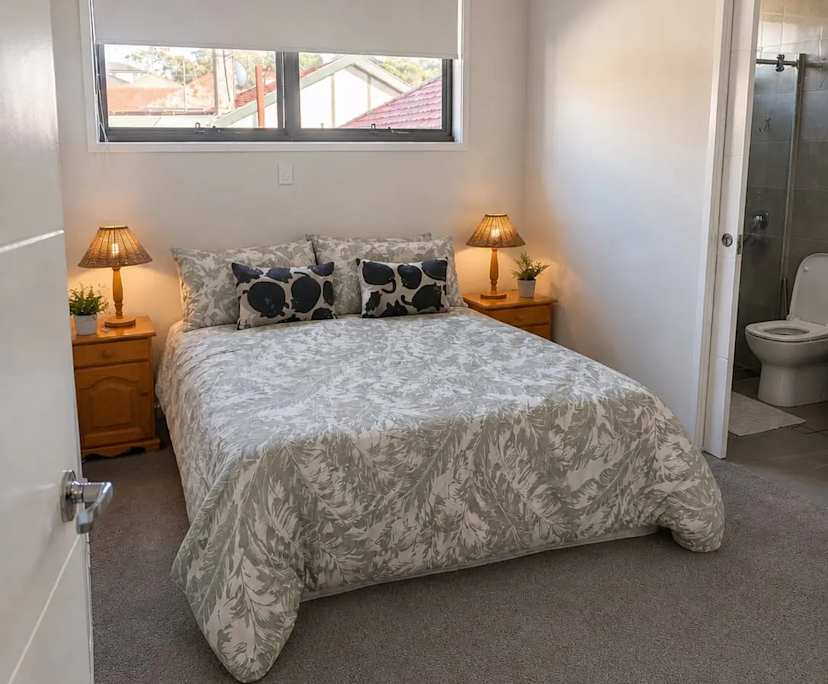 Furnished room with ensuite in a share house