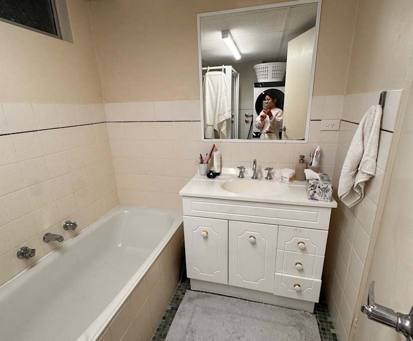 $400, Flatshare, 2 bathrooms, Mermaid Beach QLD 4218