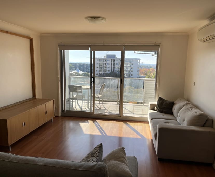 Unfurnished room with ensuite in a flatshare