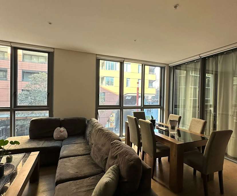 Furnished room in a flatshare