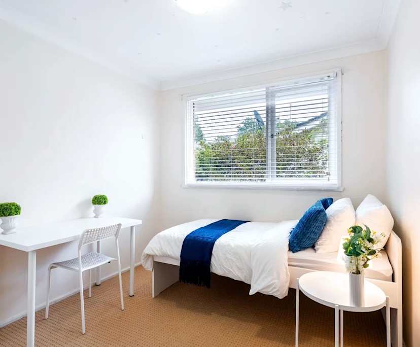 Furnished room in a share house