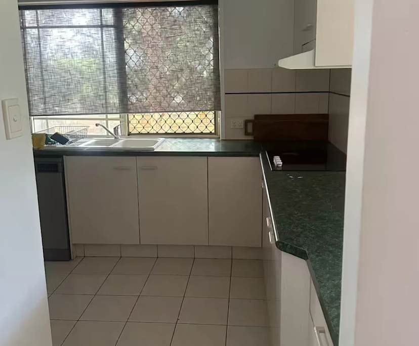 $340, Flatshare, 3 bathrooms, Southport QLD 4215