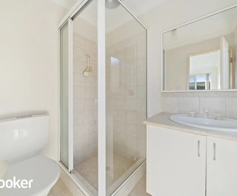 $330, Share-house, 3 bathrooms, Cannington WA 6107