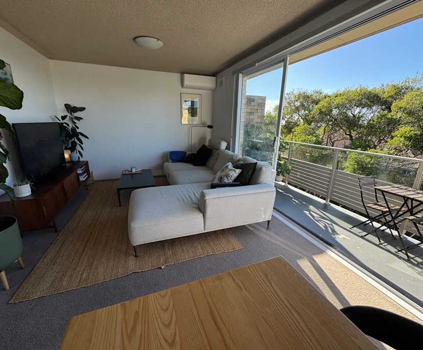 Whole property with 2 rooms for rent