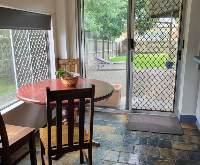 Room for Rent in Norman Park, Brisbane 300, Flexi...