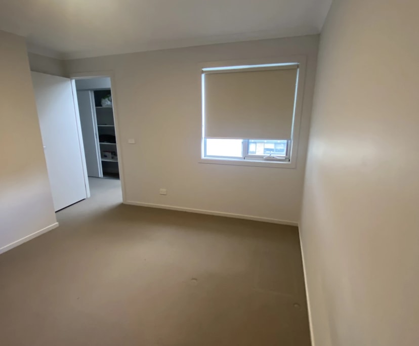 Unfurnished room in a share house