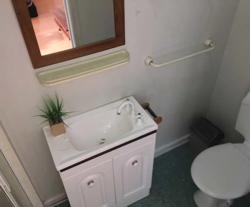$500, Studio, 1 bathroom, St Kilda VIC 3182