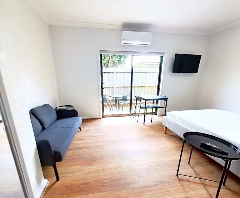 $350, Share-house, 9 rooms, Saint Albans VIC 3021, Saint Albans VIC 3021
