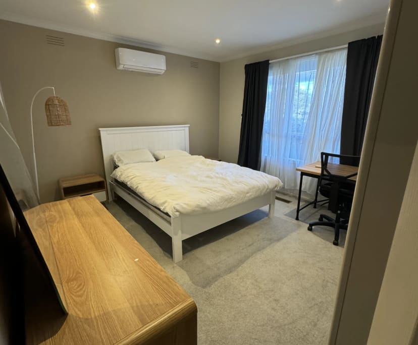 Furnished room in a share house