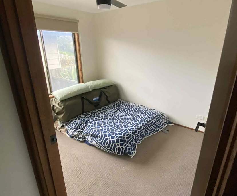 Unfurnished room in a share house