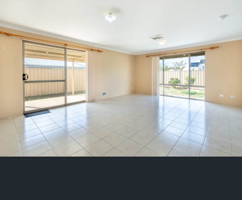 Whole property with 4 rooms for rent