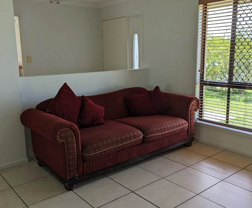 $250, Share-house, 5 bathrooms, Norman Gardens QLD 4701