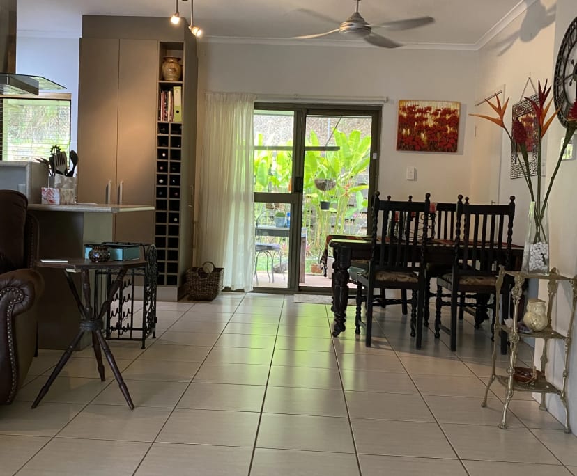 $300, Share-house, 3 bathrooms, Mooroobool QLD 4870