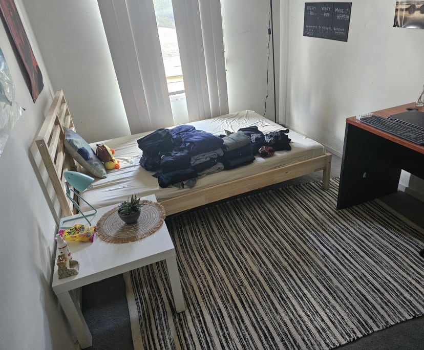 Unfurnished room in a share house