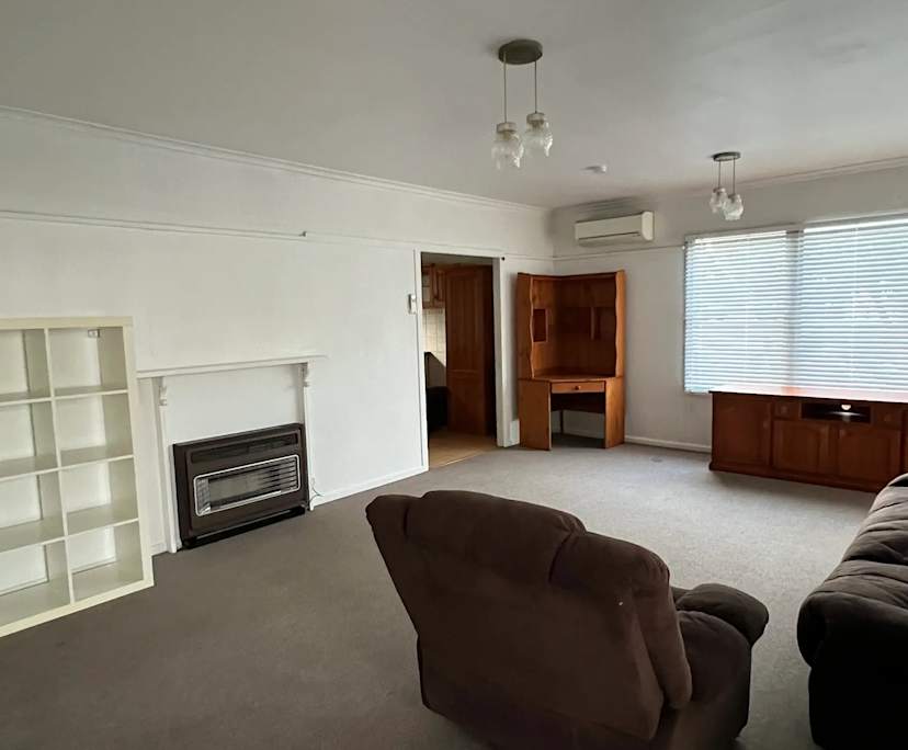 Furnished room in a share house