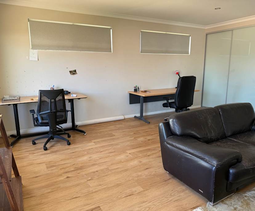 $275, Homestay, 4 bathrooms, Lathlain WA 6100