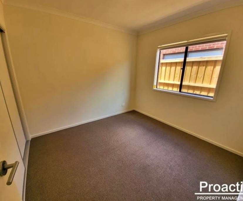 $175, Share-house, 3 bathrooms, Charlemont VIC 3217