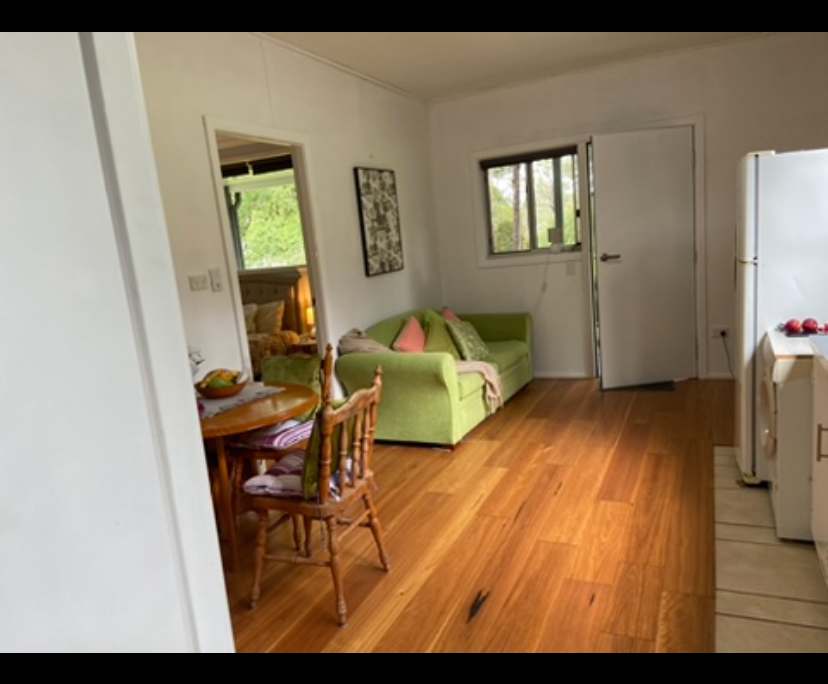 $280, 1-bed, 1 bathroom, Yarravel NSW 2440