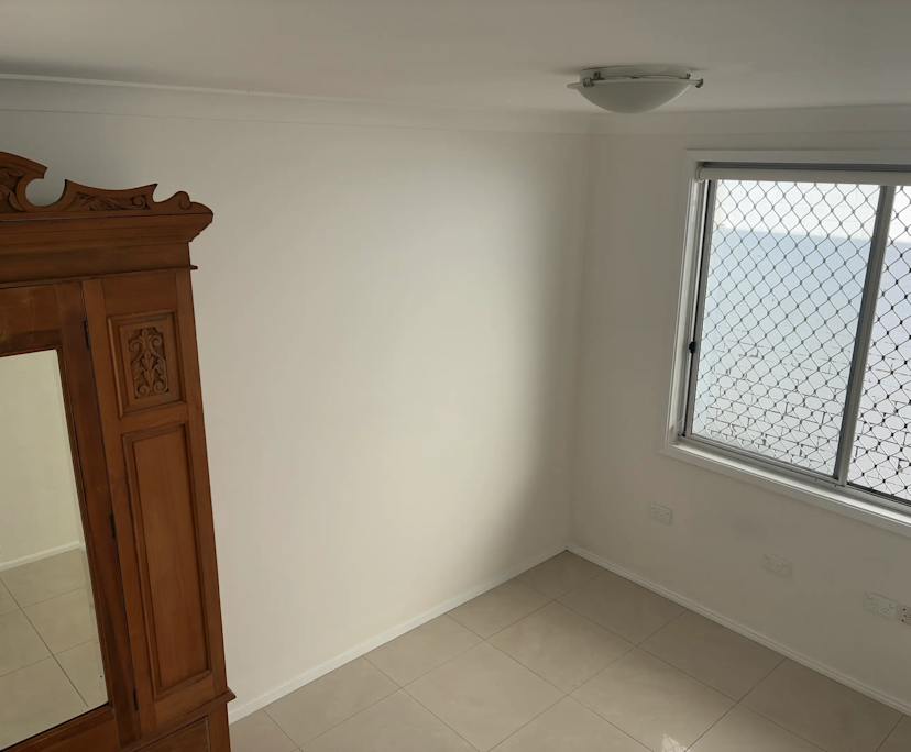 Room in a share house