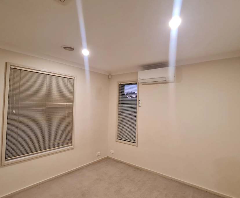 $290, Share-house, 4 bathrooms, Harrison ACT 2914