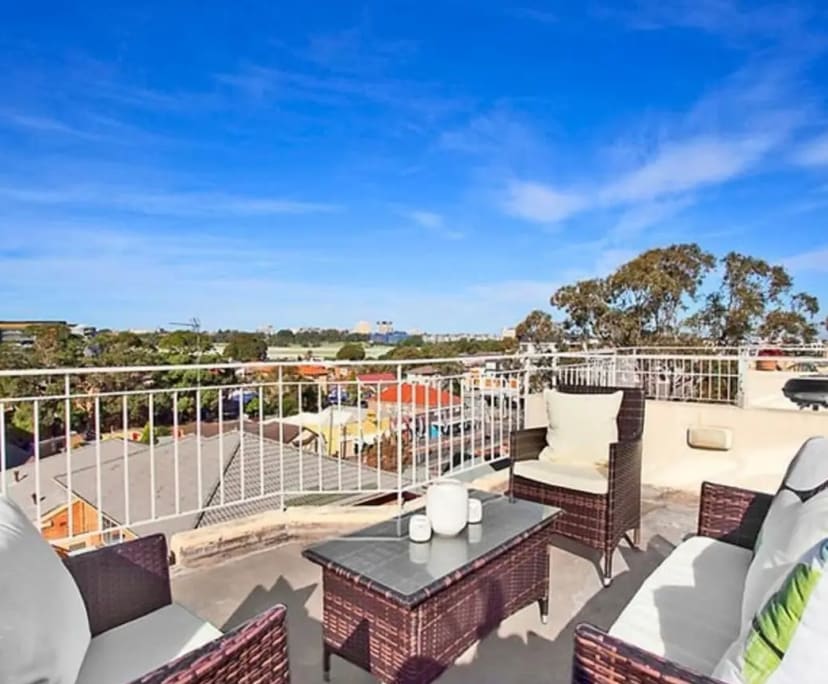 Furnished room in a share house