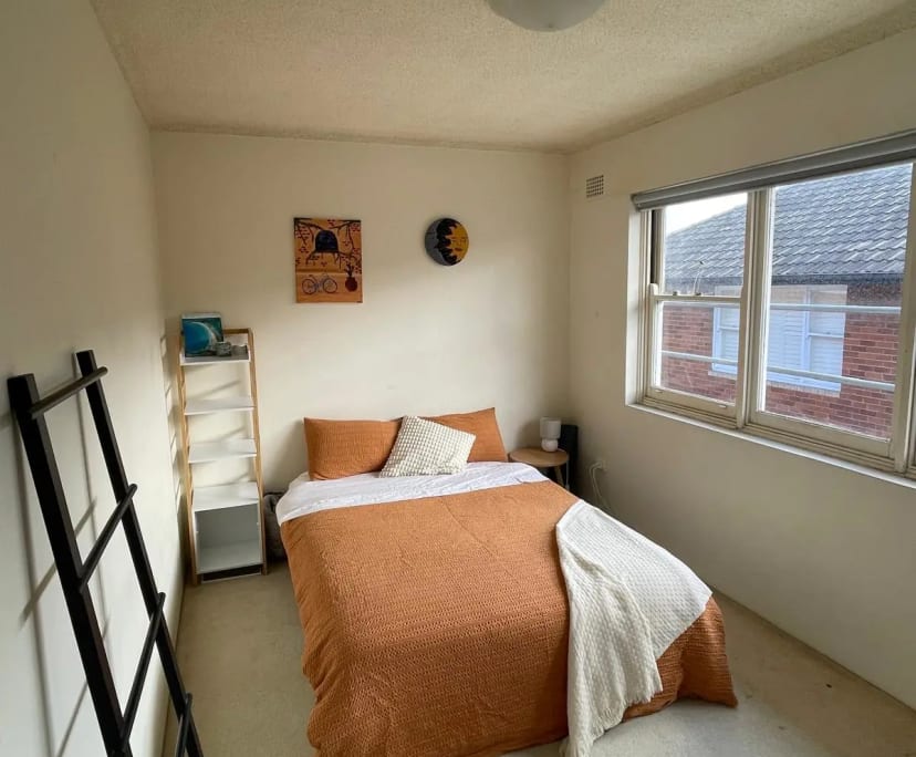 Unfurnished room in a flatshare