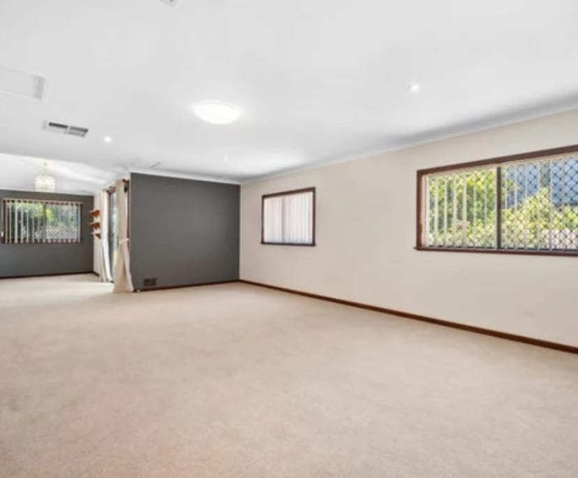 $350, Share-house, 3 bathrooms, Bassendean WA 6054