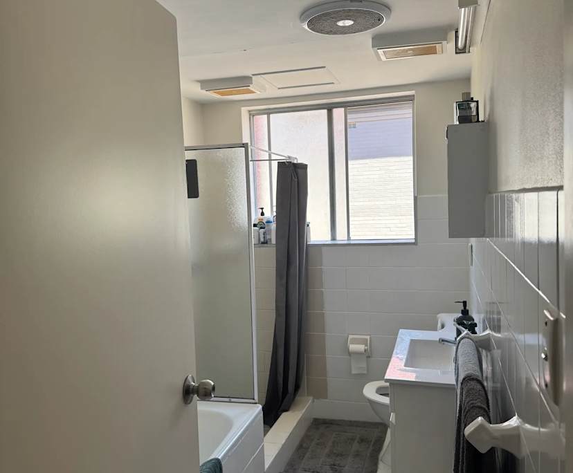 $375, Flatshare, 2 bathrooms, North Sydney NSW 2060