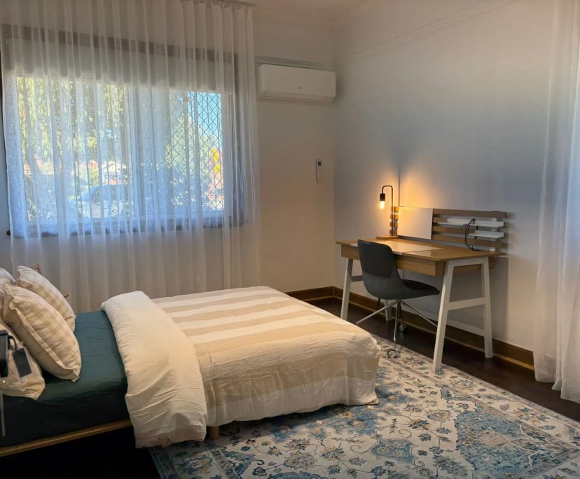 Furnished room in a share house