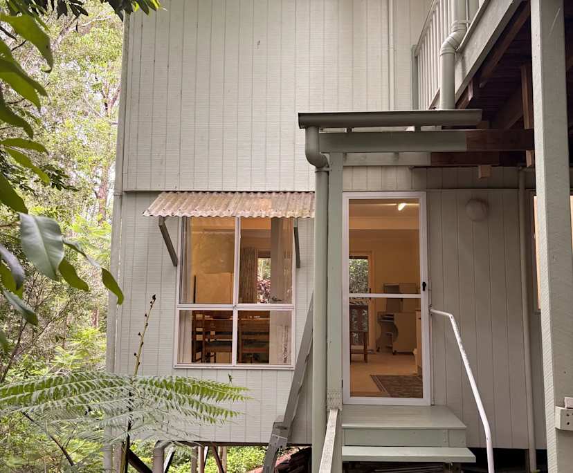 Furnished room granny flat for rent