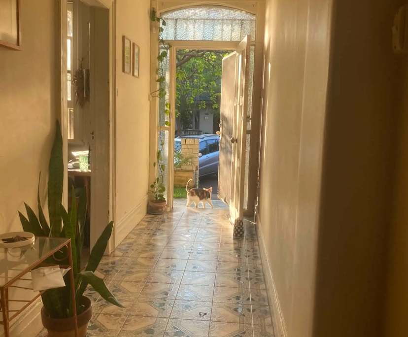 Unfurnished room in a share house